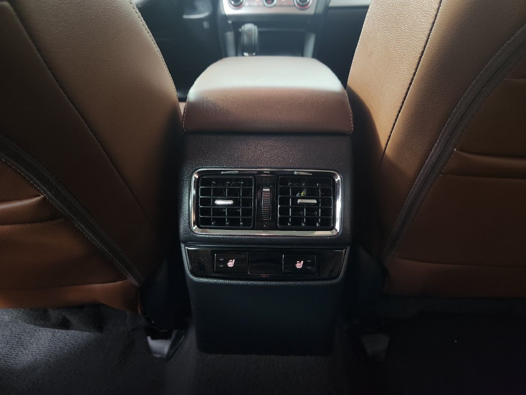 Used 2017 Subaru Outback 2.5i Touring w/ Popular Package #5A AWD/4WD image 19