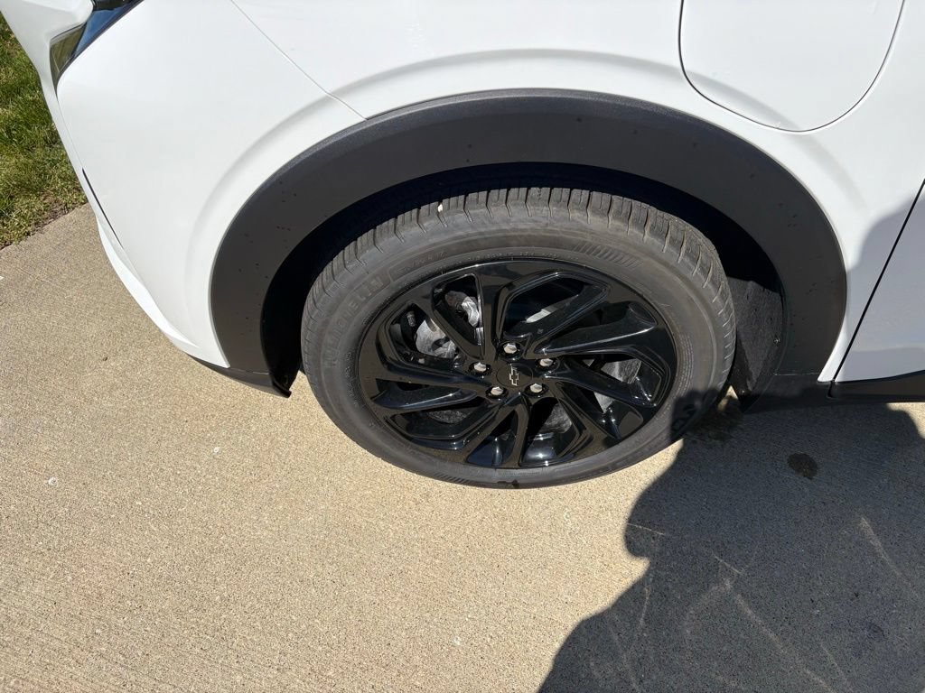New 2027 Chevrolet Bolt RS FWD image 47
