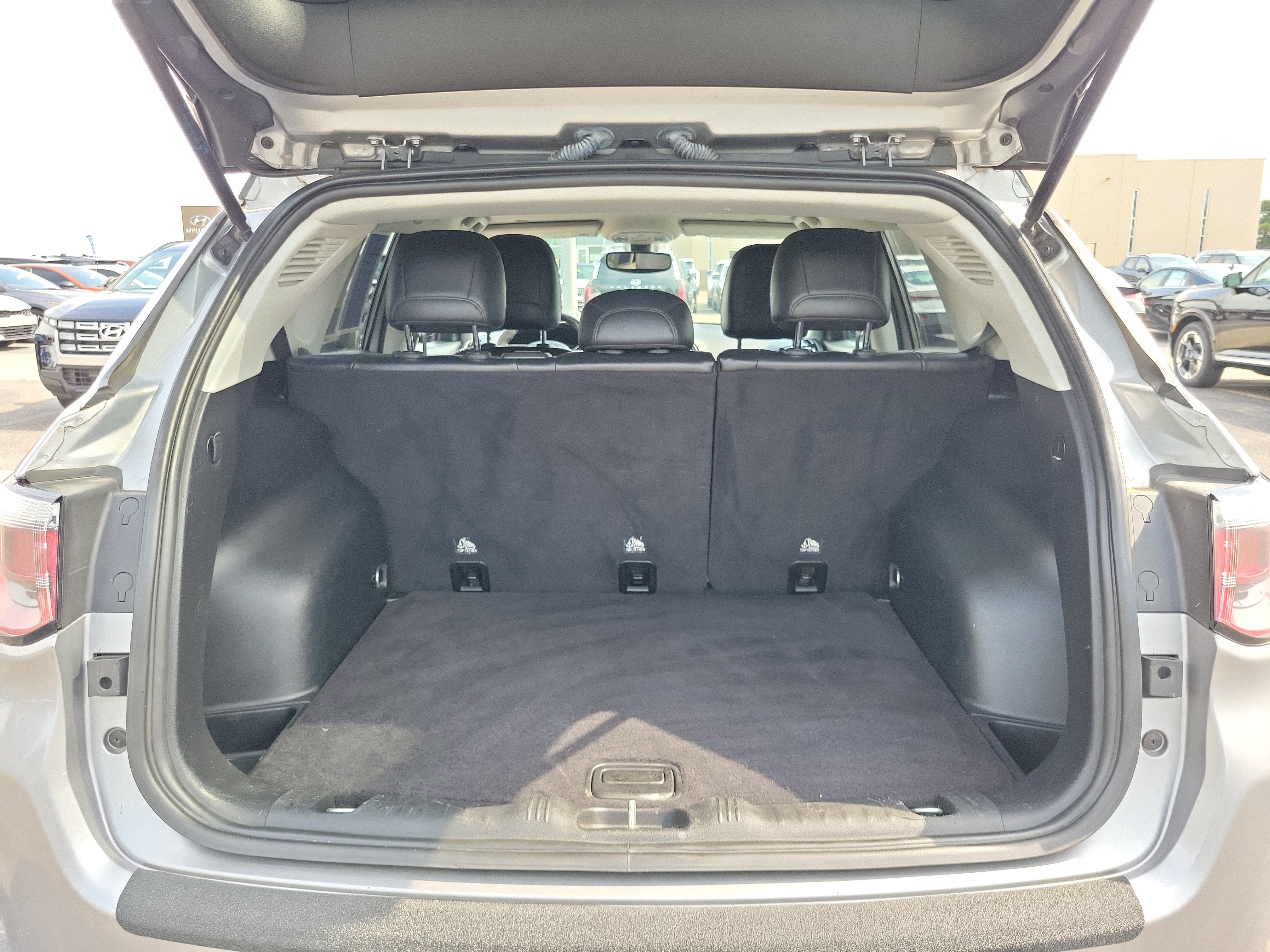 Used 2019 Jeep Compass Limited AWD/4WD image 8