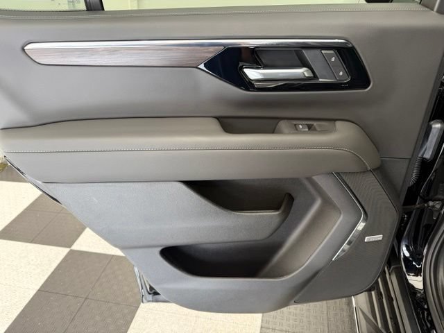 New 2026 Chevrolet Tahoe LT w/ Comfort Package AWD/4WD image 22