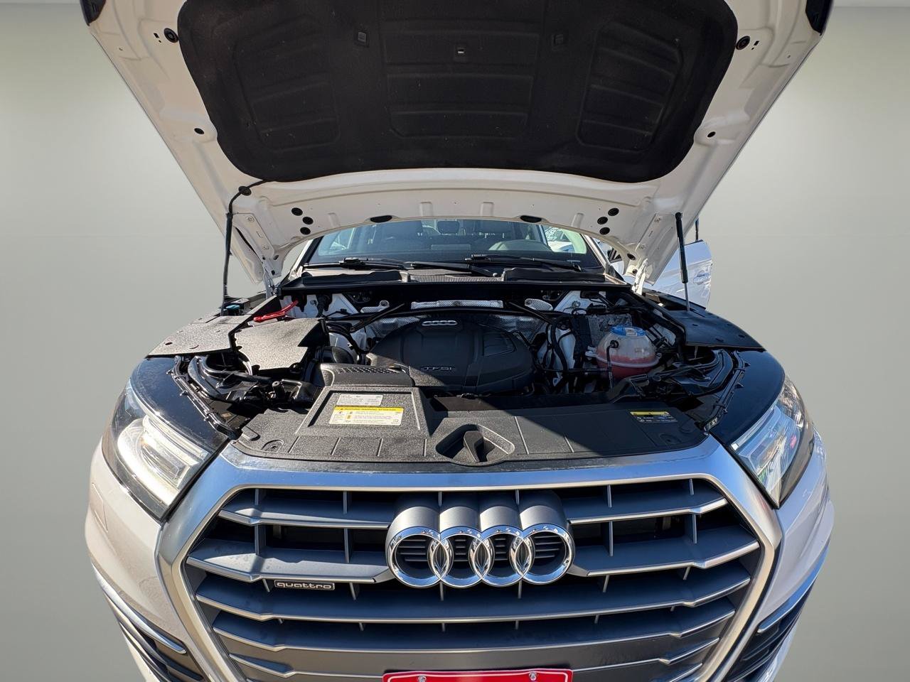 Used 2018 Audi Q5 2.0T Premium AWD/4WD image 39