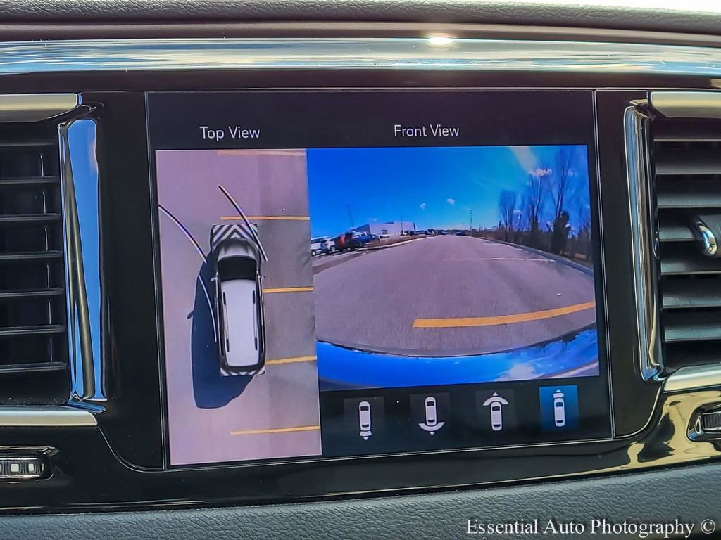 Used 2019 Chrysler Pacifica Touring-L w/ Advanced Safetytec Group image 20