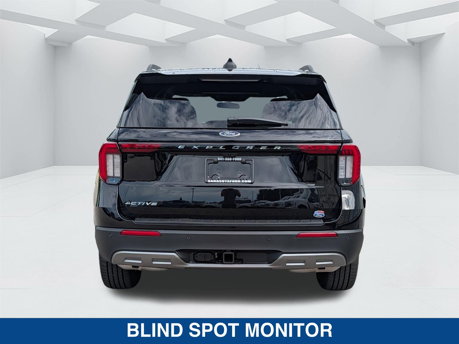 New 2026 Ford Explorer Active w/ Active Comfort Package RWD image 7