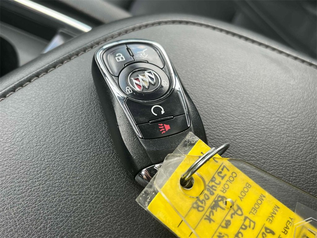 Used 2020 Buick Enclave Avenir w/ Avenir Technology Package image 40