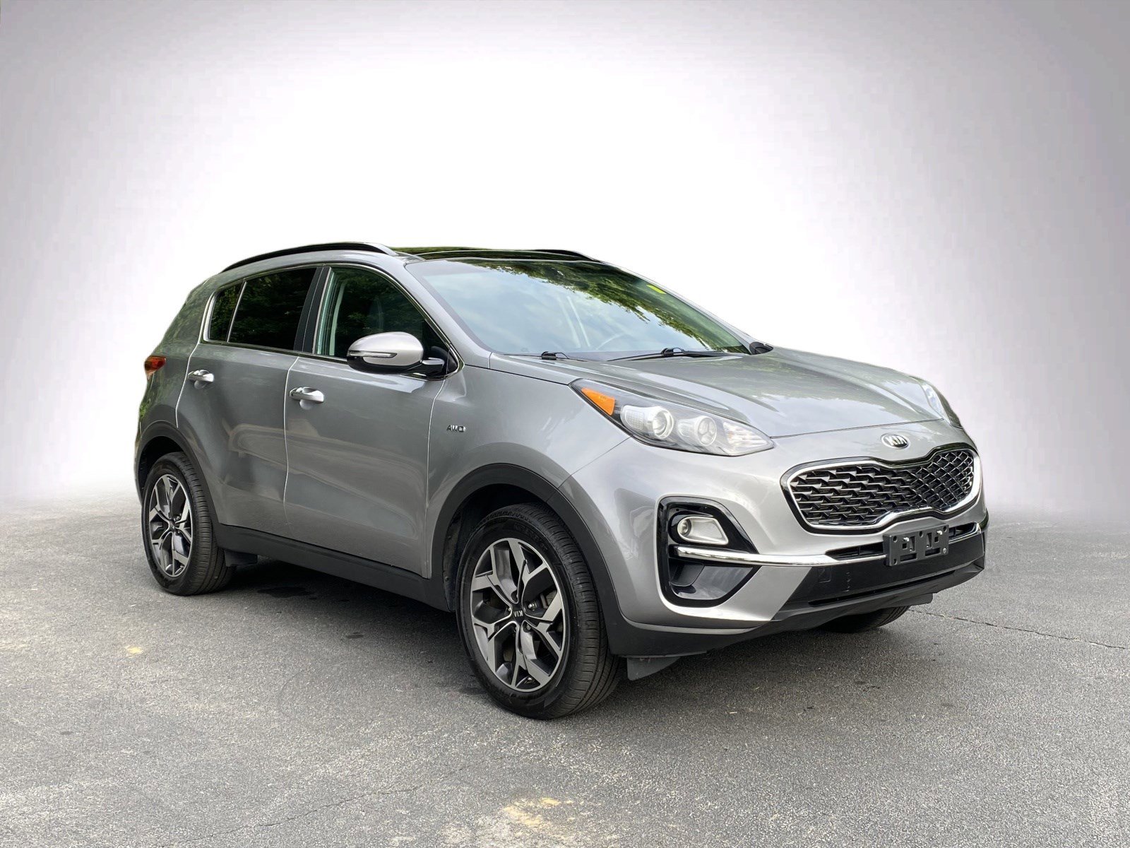 Used 2022 Kia Sportage EX AWD/4WD image 2