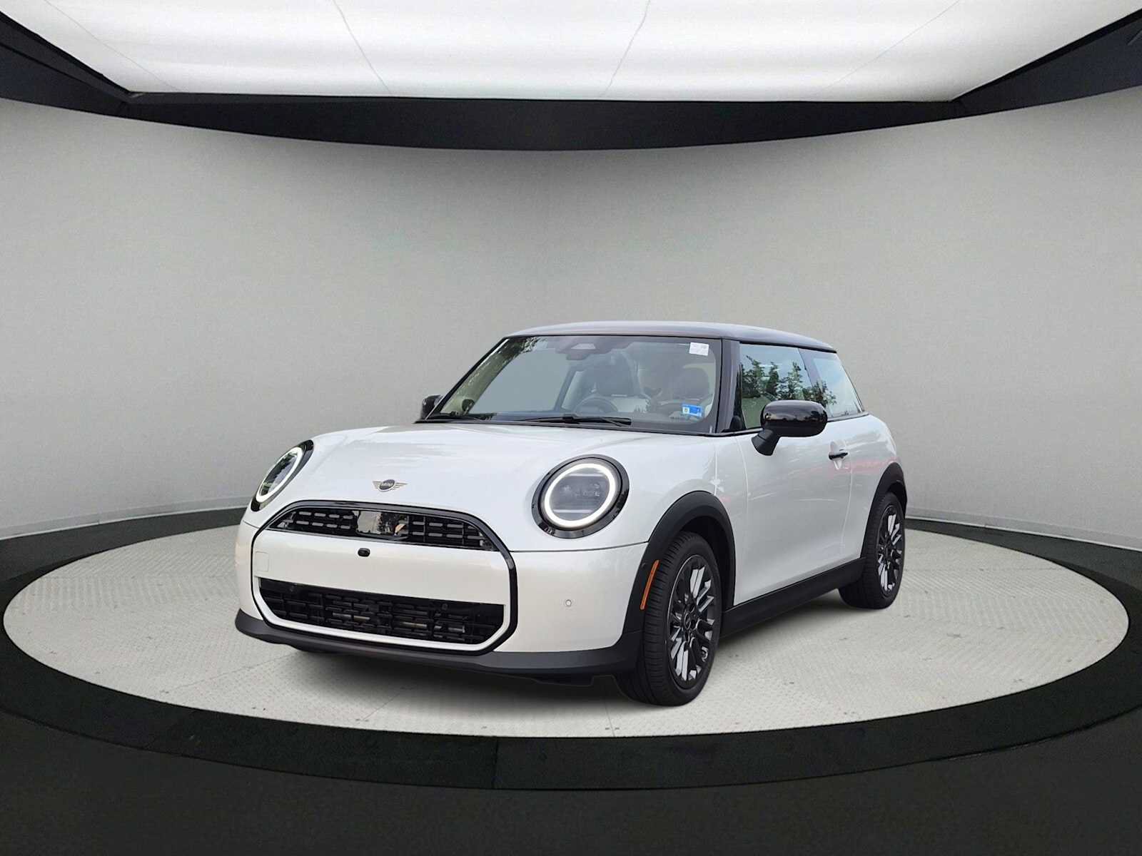New 2027 MINI Cooper 2-Door Hardtop FWD image 4