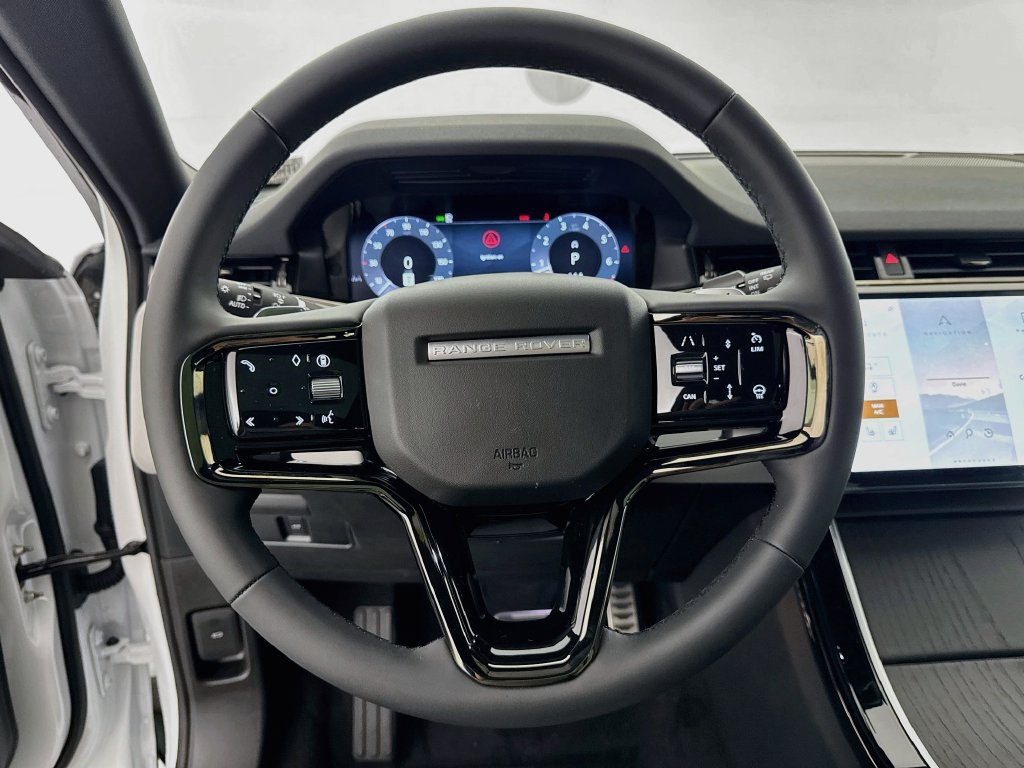 New 2026 Land Rover Range Rover Evoque Hoxton AWD/4WD image 11
