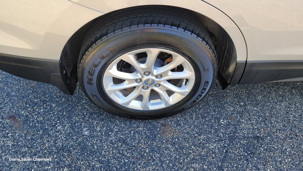 Used 2018 Chevrolet Equinox LT AWD/4WD image 13