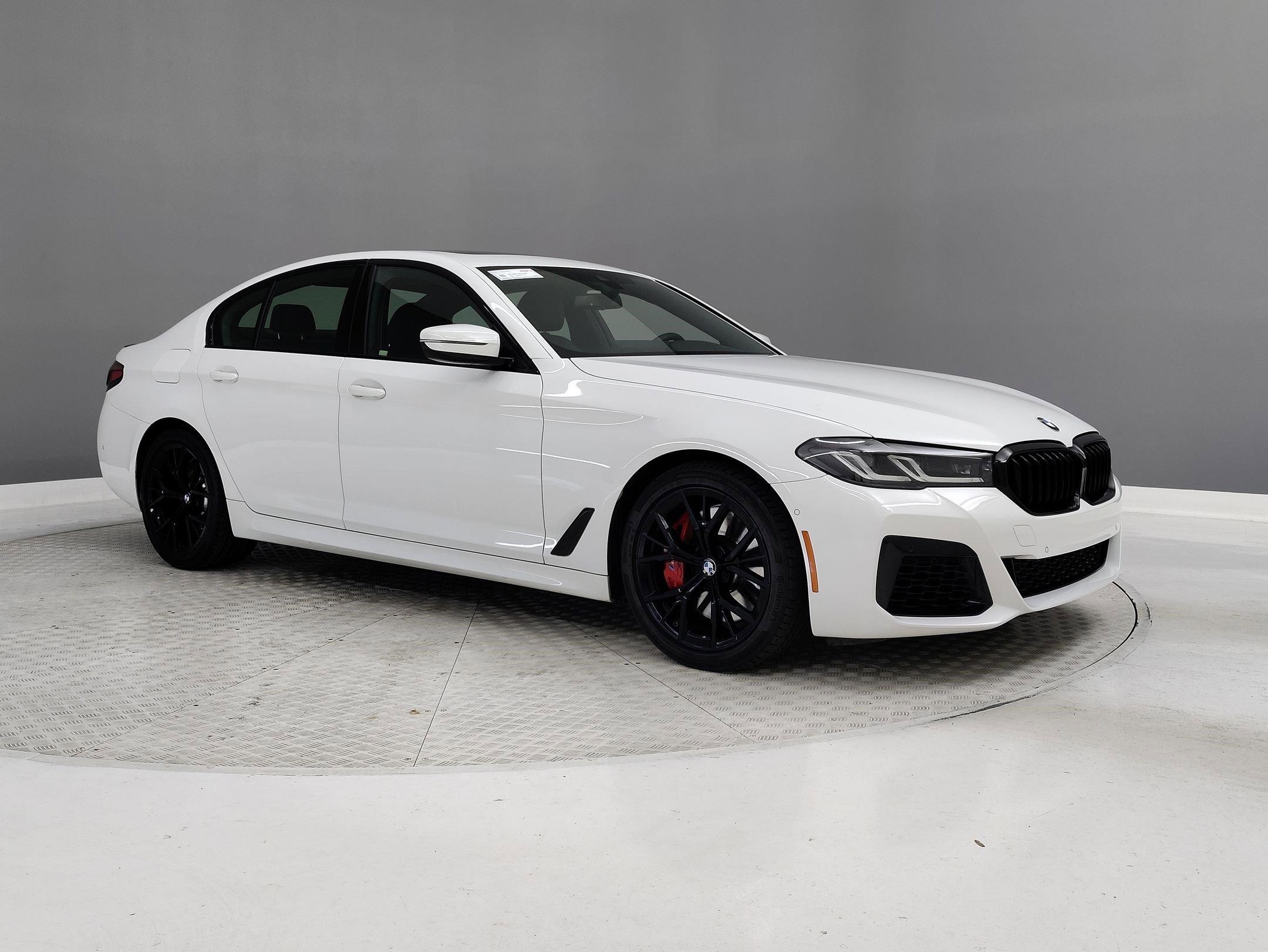 Certified 2023 BMW 540i w/ M Sport Package image 36