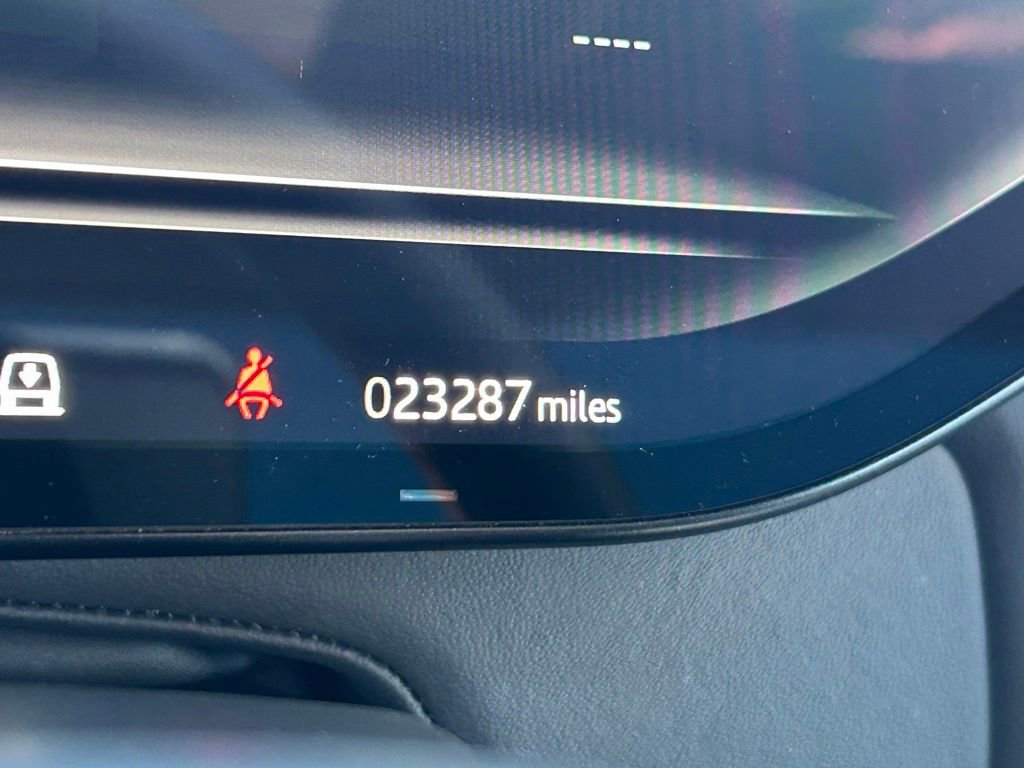 Used 2025 Land Rover Range Rover Sport SE image 19