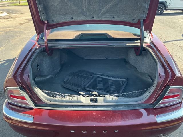 Used 1997 Buick Park Avenue w/ Seating Pkg FWD image 22