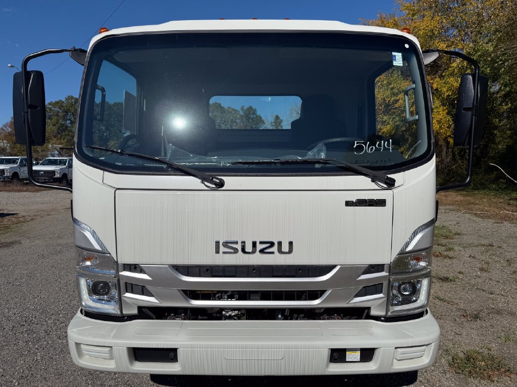 New 2025 Isuzu NPR RWD image 2