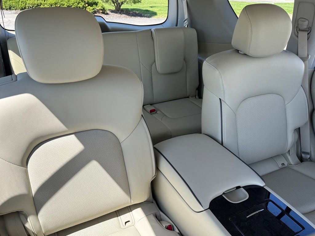 Used 2024 INFINITI QX80 Luxe w/ Cargo Package image 30