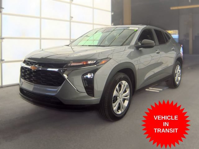 Used 2024 Chevrolet Trax LS w/ Driver Confidence Package