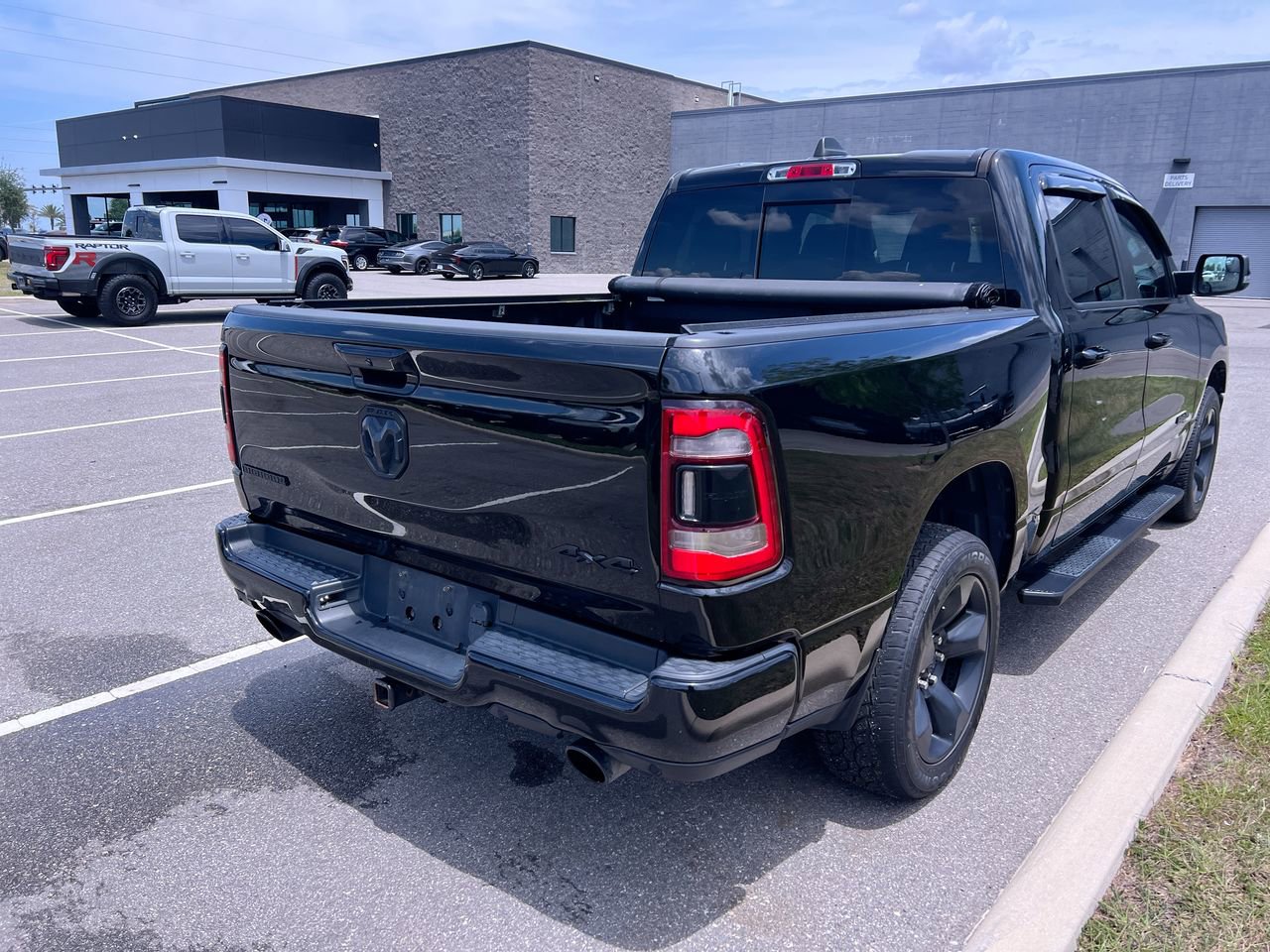 Used 2019 RAM 1500 Big Horn AWD/4WD image 3