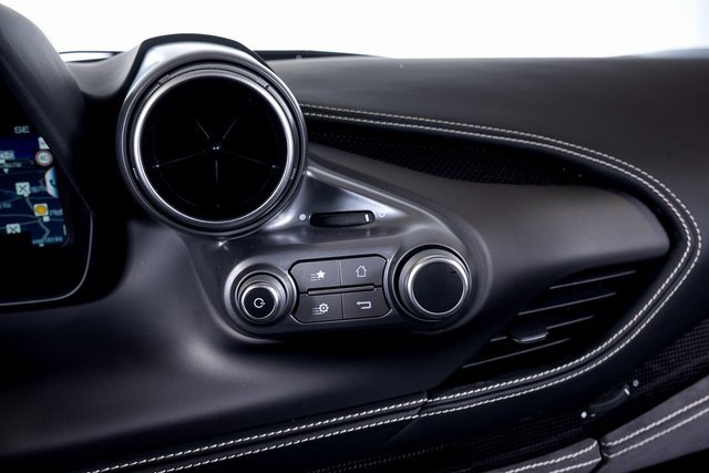 Used 2023 Ferrari F8 Tributo image 42