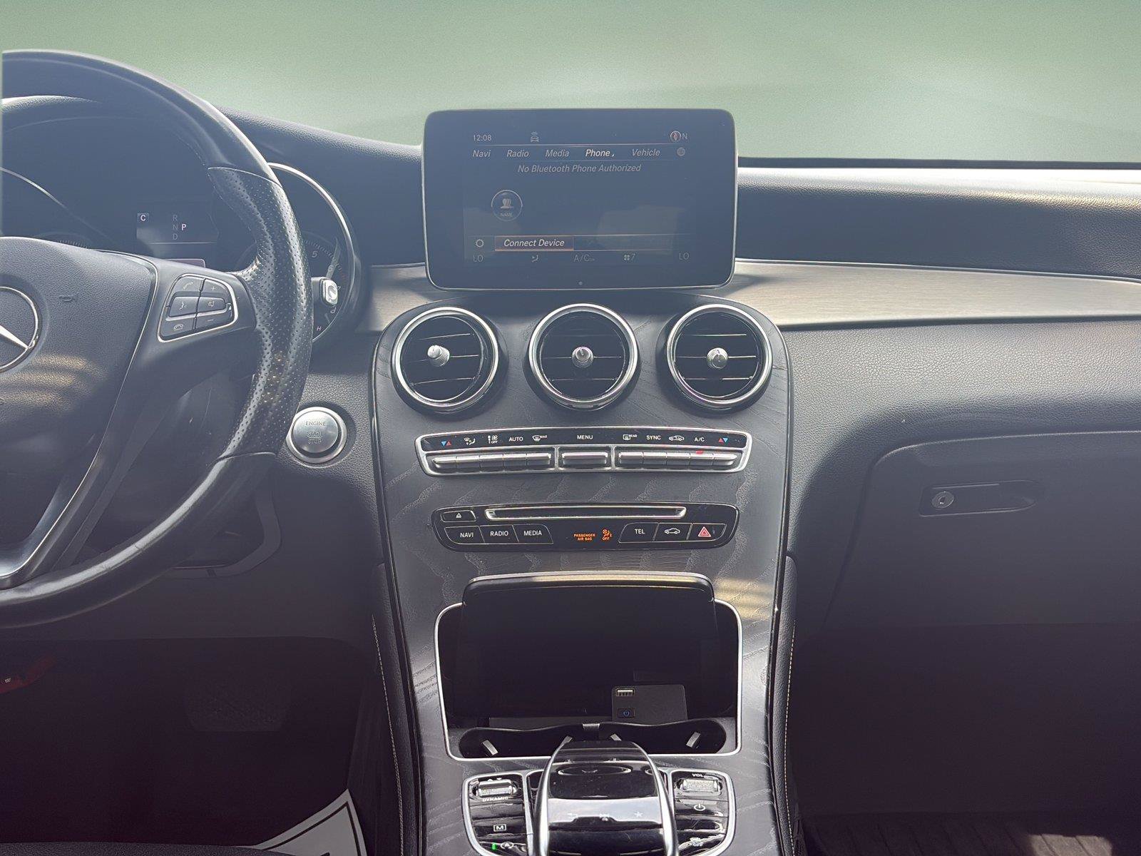 Used 2019 Mercedes-Benz GLC 300 4MATIC Coupe w/ Multimedia Package image 7