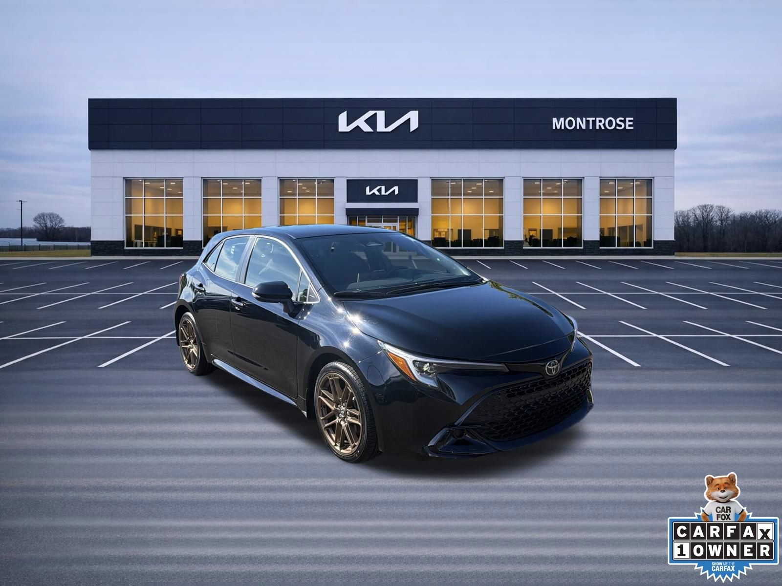 Used 2024 Toyota Corolla SE FWD image 3
