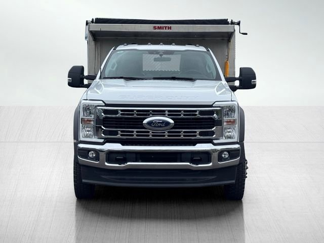 New 2025 Ford F550 4x4 Regular Cab Super Duty image 2