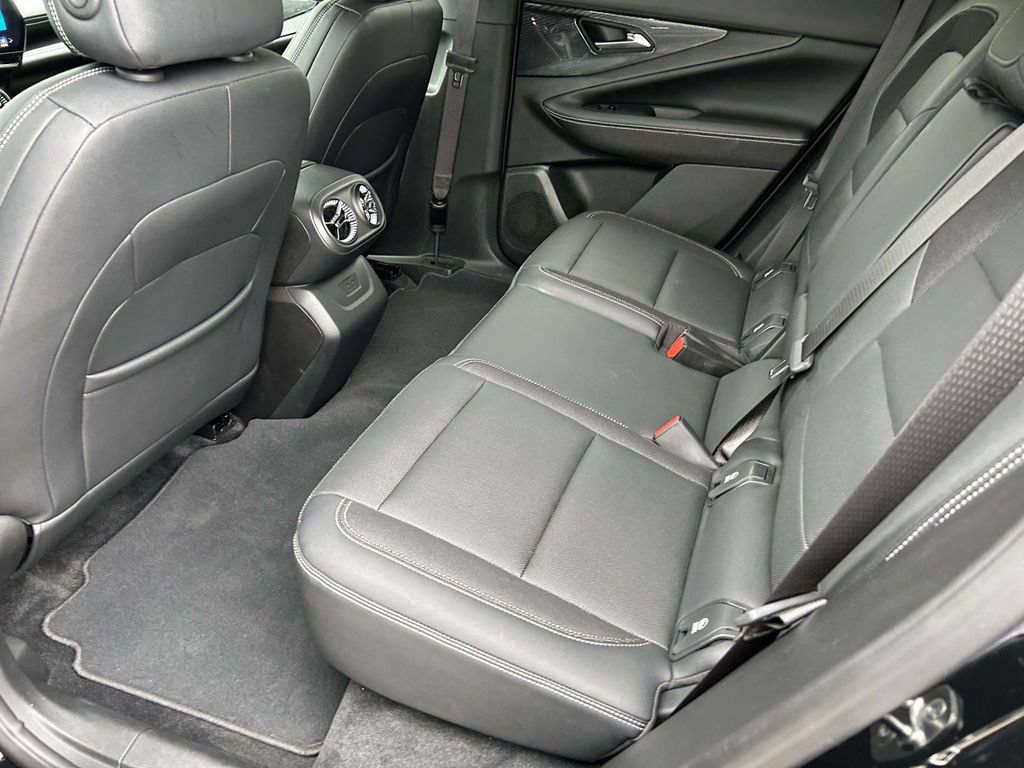 Used 2024 Chevrolet Blazer EV LT AWD/4WD image 20