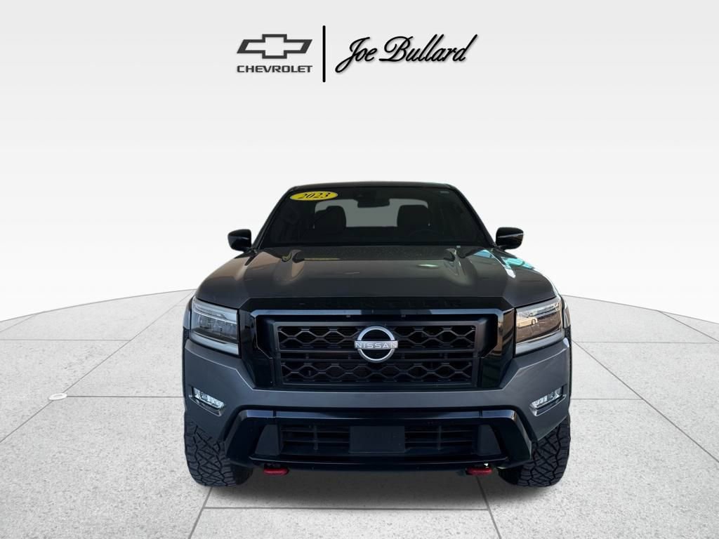 Used 2023 Nissan Frontier SV w/ Midnight Edition Package image 3