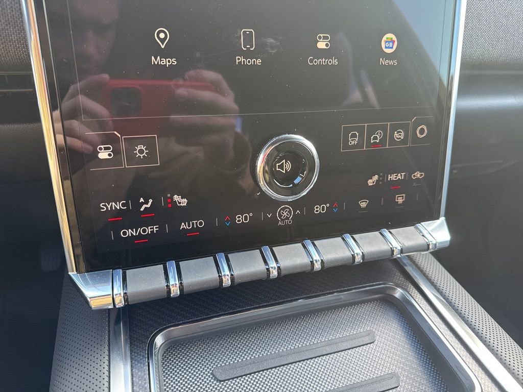 New 2026 GMC Sierra EV Elevation w/ LPO, Elevation Dark Package AWD/4WD image 29
