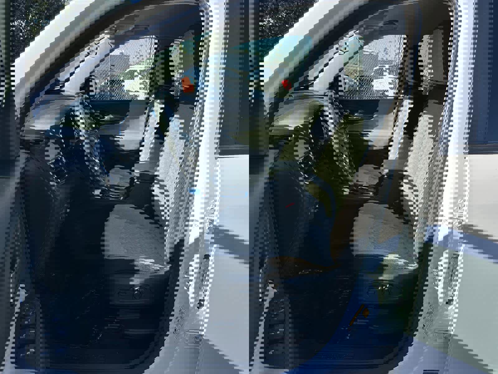 Used 2022 Chevrolet Equinox LS w/ LS Convenience Package image 11