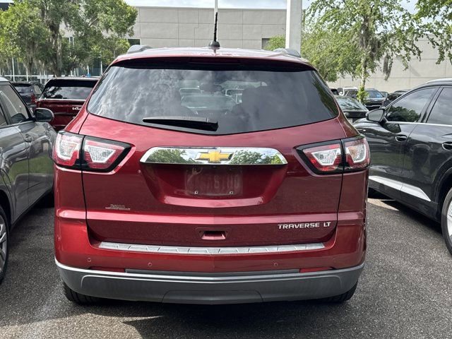 Used 2016 Chevrolet Traverse LT w/ Style and Technology Package FWD image 5