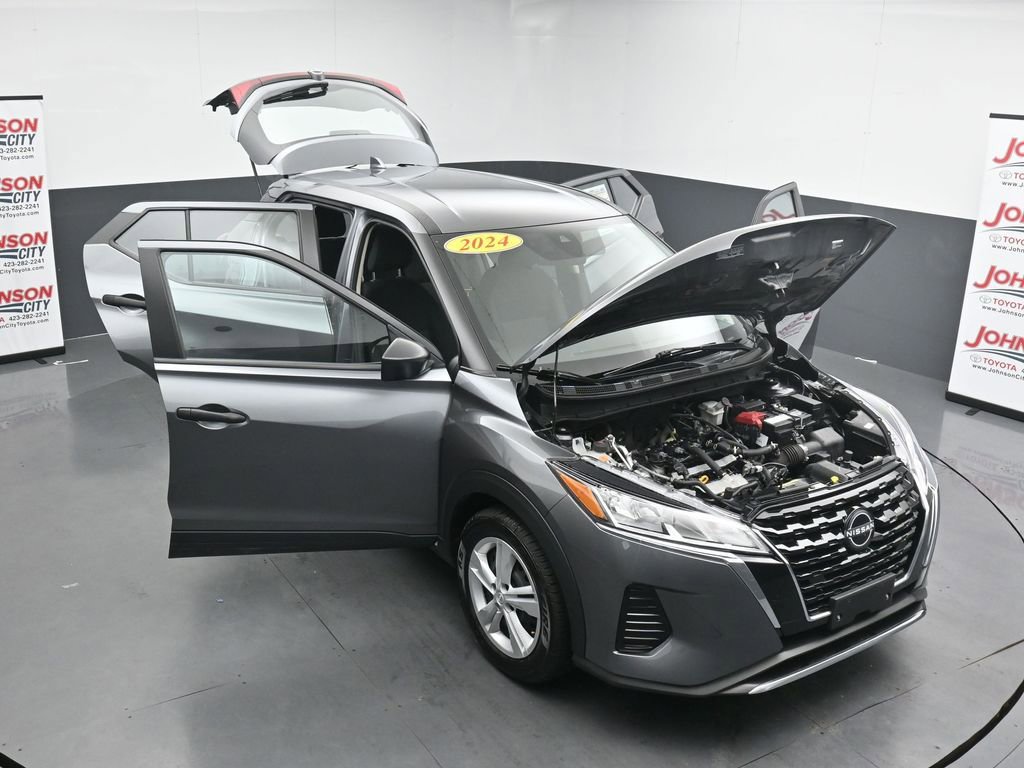 Used 2024 Nissan Kicks S FWD image 36