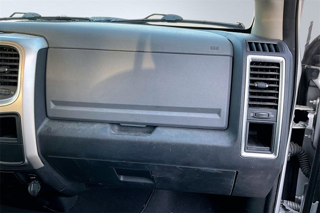 Certified 2017 RAM 1500 Classic SLT image 18