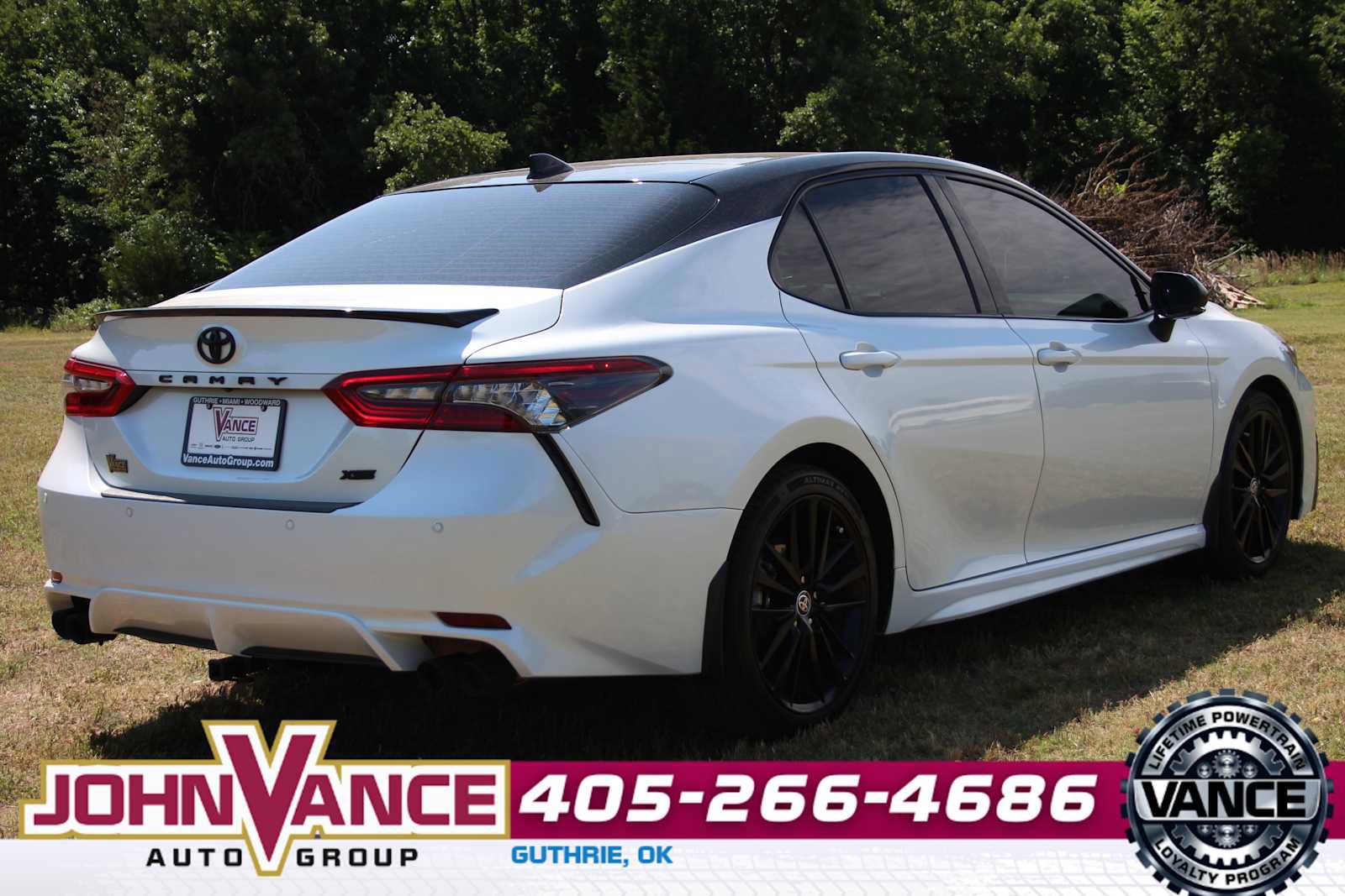Used 2022 Toyota Camry XSE w/ Navigation Package FWD image 10