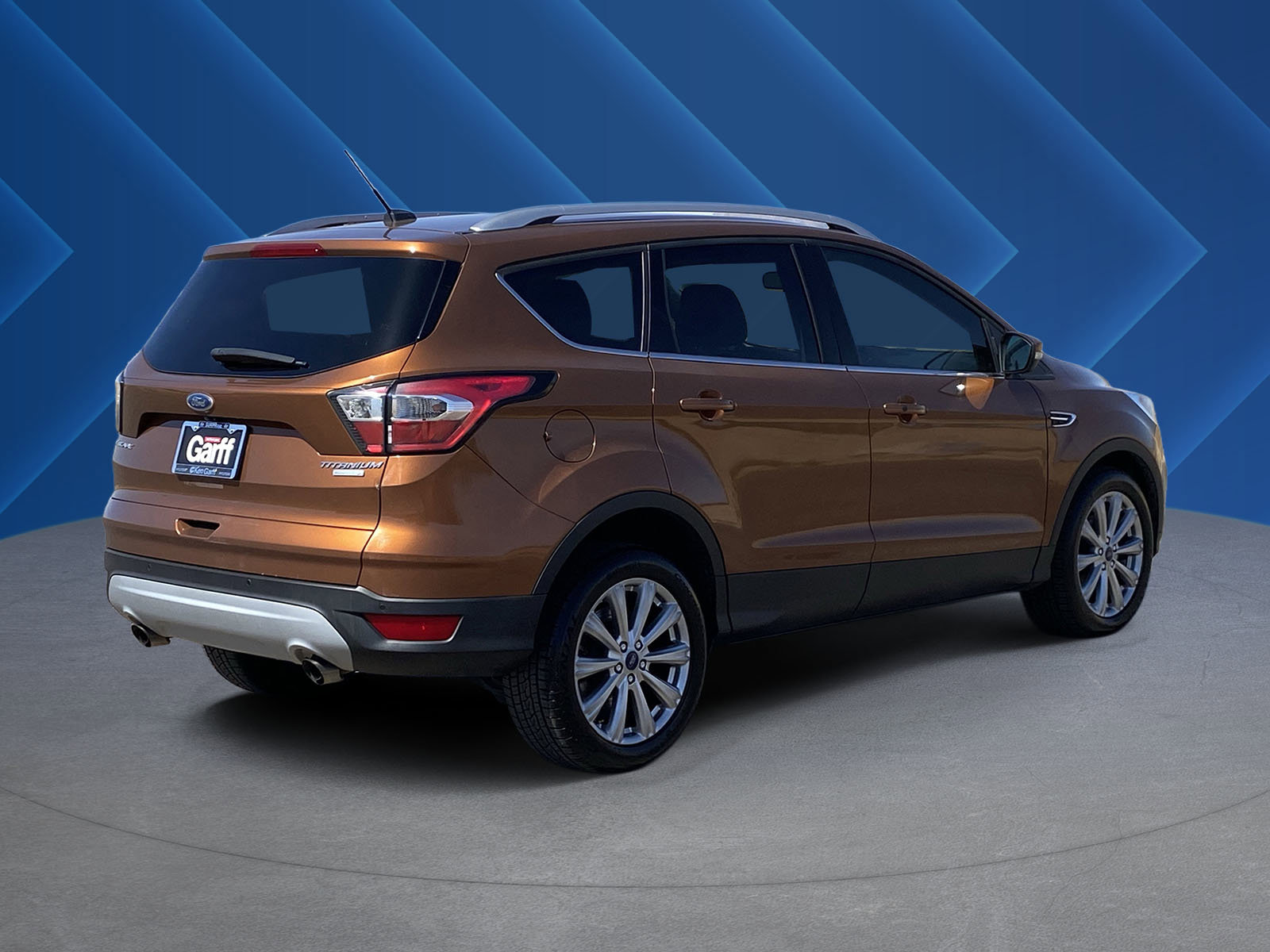 Used 2017 Ford Escape Titanium FWD image 3