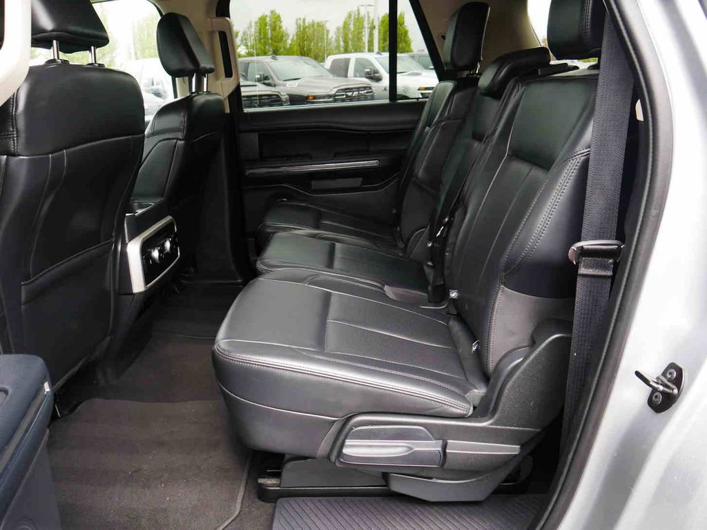 Used 2024 Ford Expedition Max XLT AWD/4WD image 15