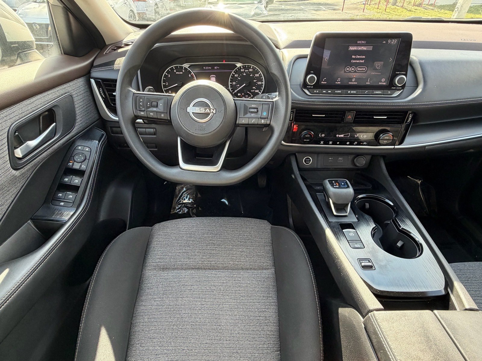Certified 2022 Nissan Rogue SV FWD image 16