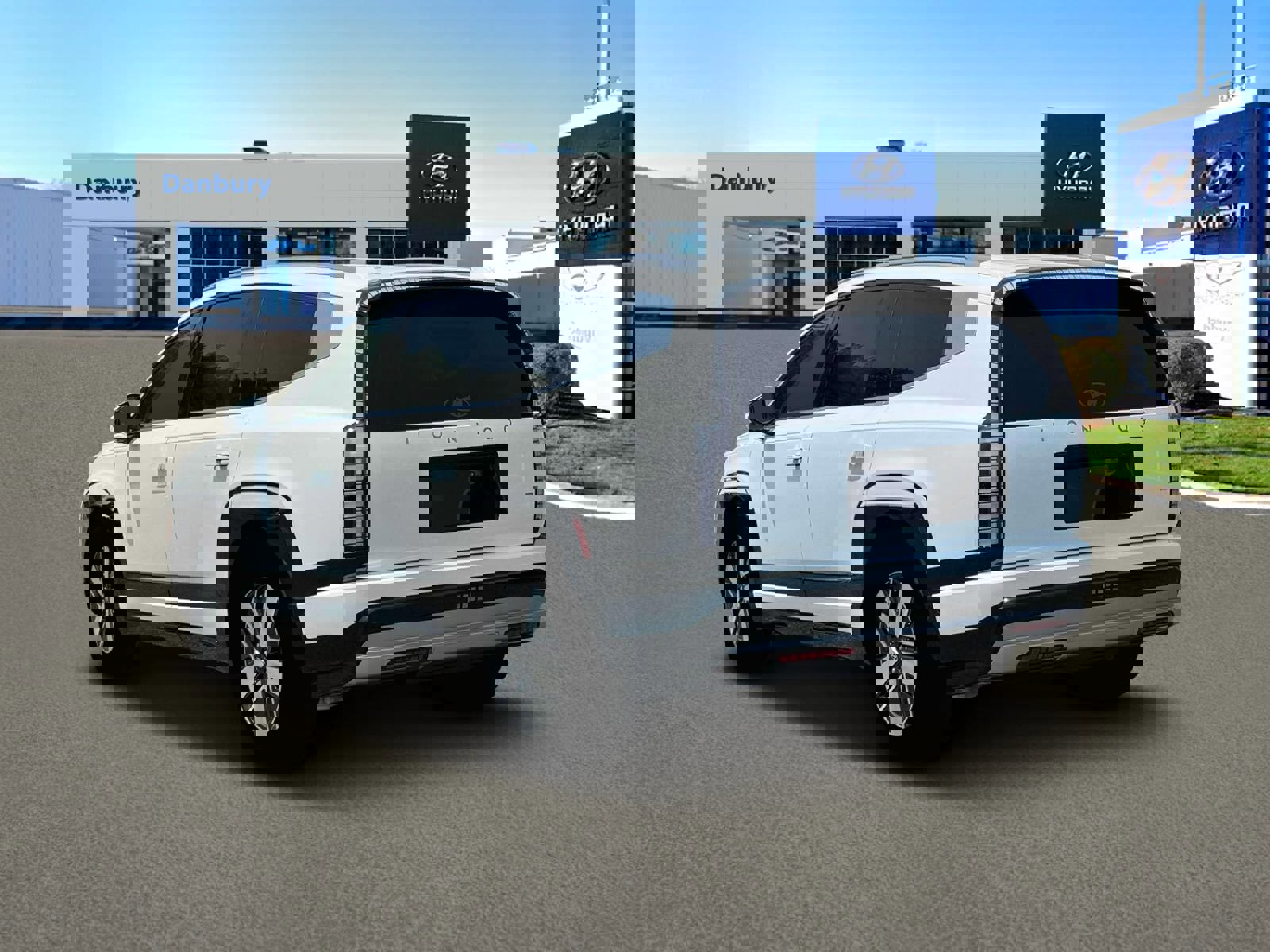 New 2026 Hyundai Ioniq 9 SEL image 5