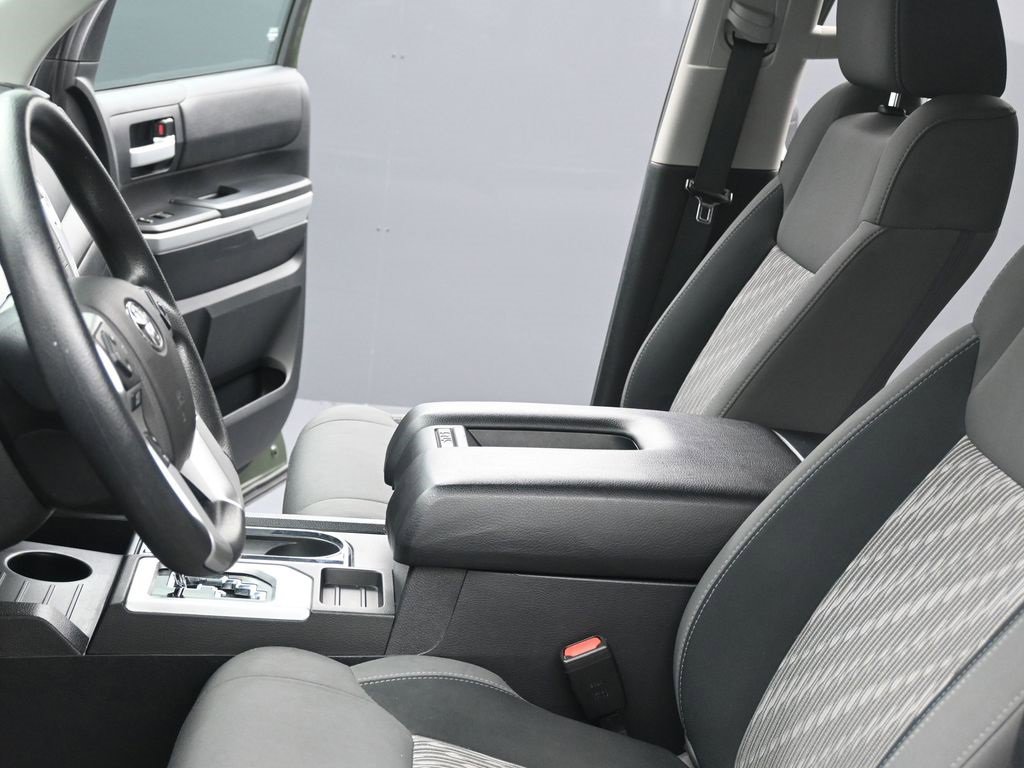 Used 2021 Toyota Tundra SR5 w/ TRD Off-Road Package image 17