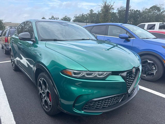 Used 2024 Alfa Romeo Tonale Veloce AWD/4WD image 1