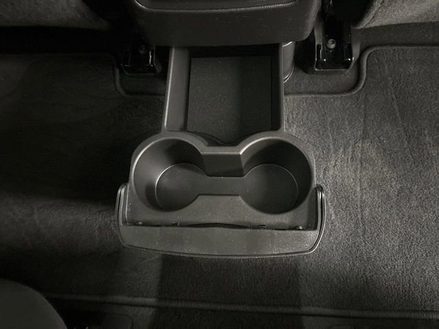 Used 2023 GMC Acadia SLE image 24