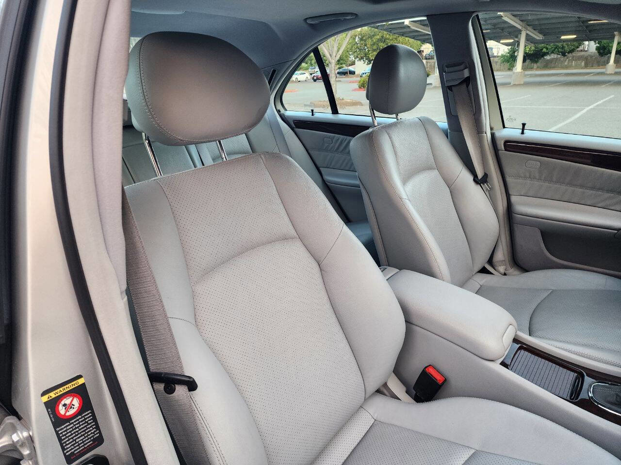 Used 2001 Mercedes-Benz C 320 Sedan image 21