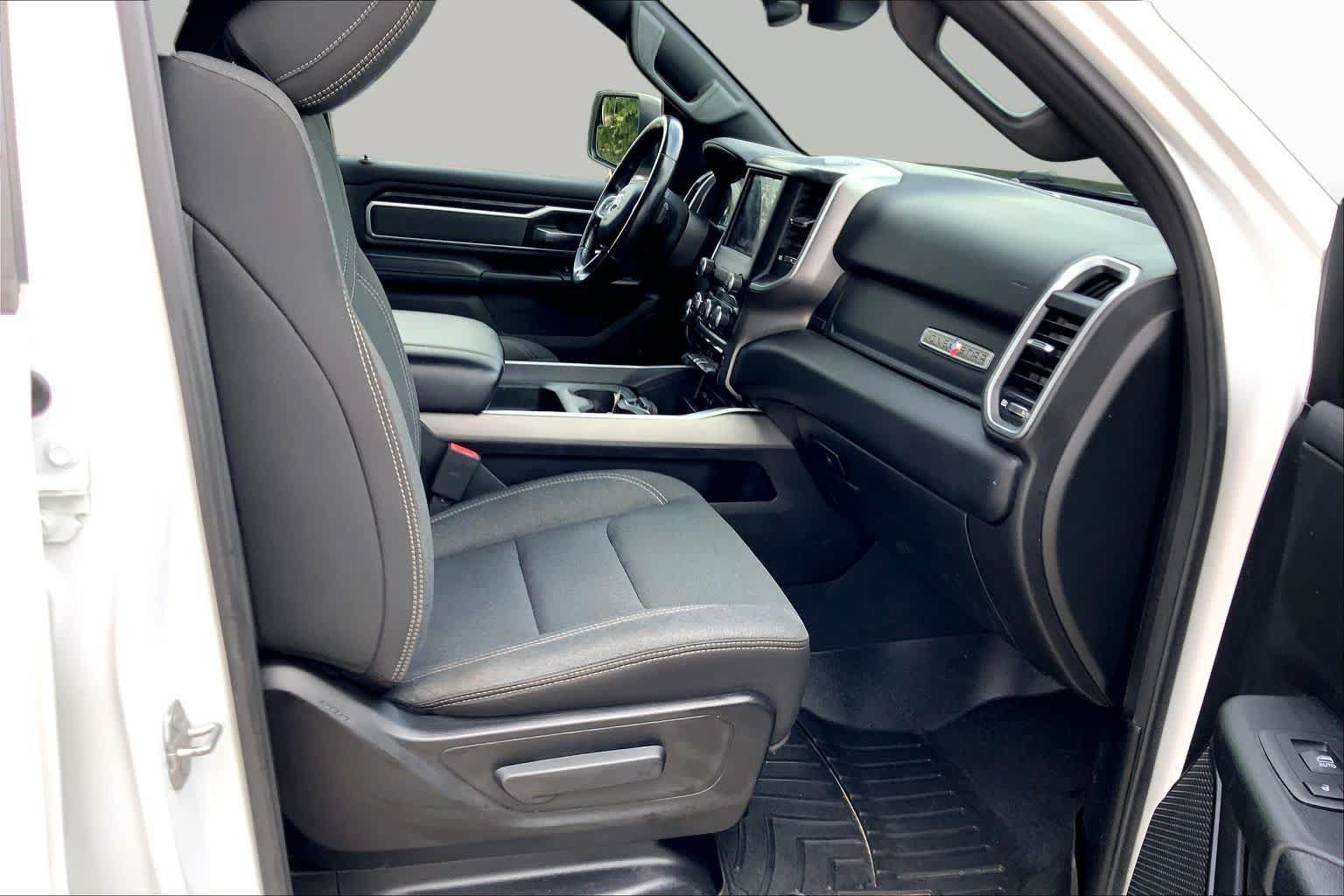 Used 2019 RAM 1500 Big Horn AWD/4WD image 9