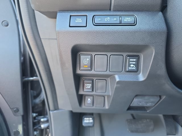 Used 2024 Nissan Frontier SV w/ SV Convenience Package RWD image 20