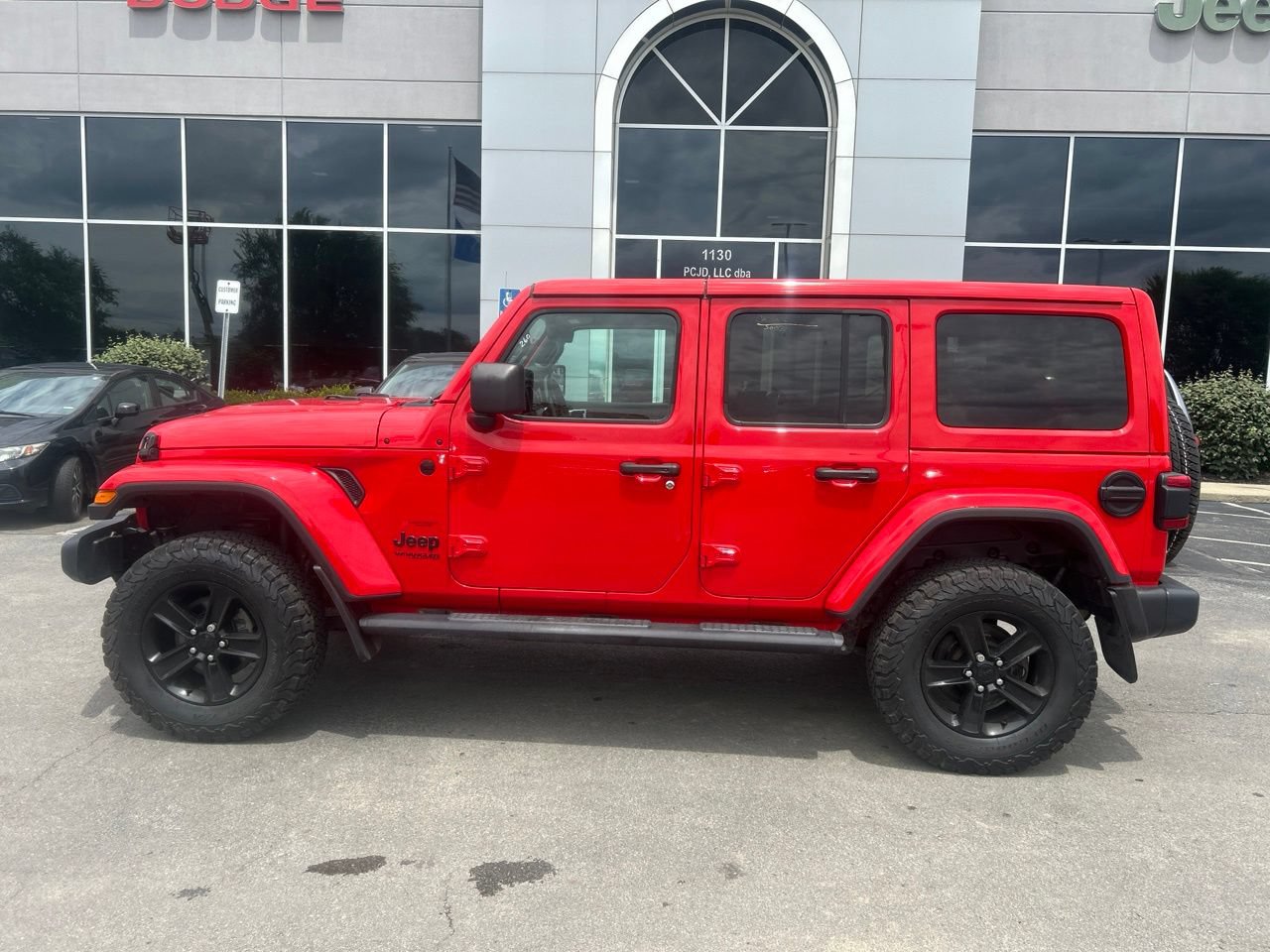 Used 2021 Jeep Wrangler Unlimited Sahara AWD/4WD image 6