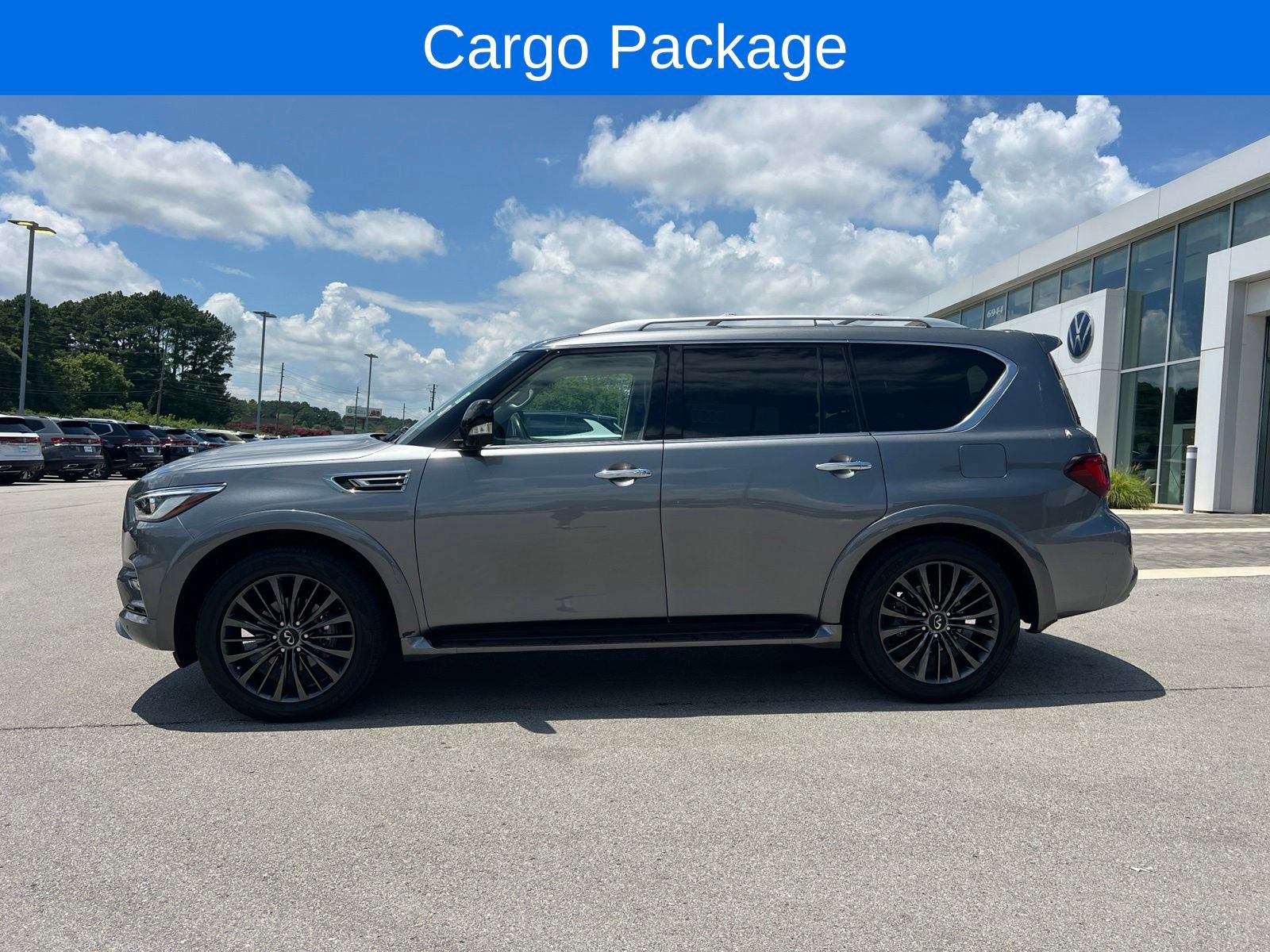Used 2021 INFINITI QX80 Premium Select w/ Cargo Package RWD image 4
