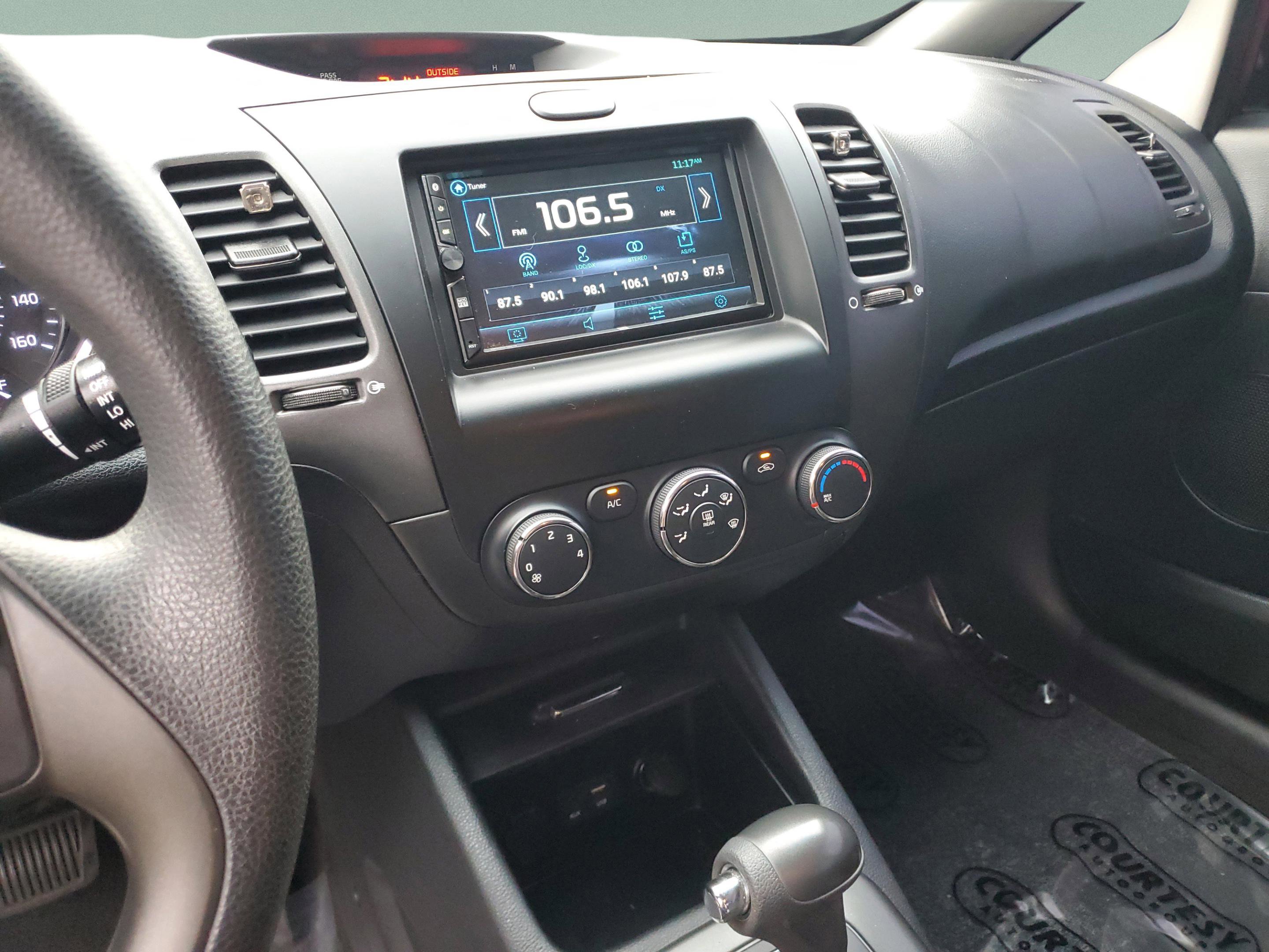 Used 2016 Kia Forte LX FWD image 23