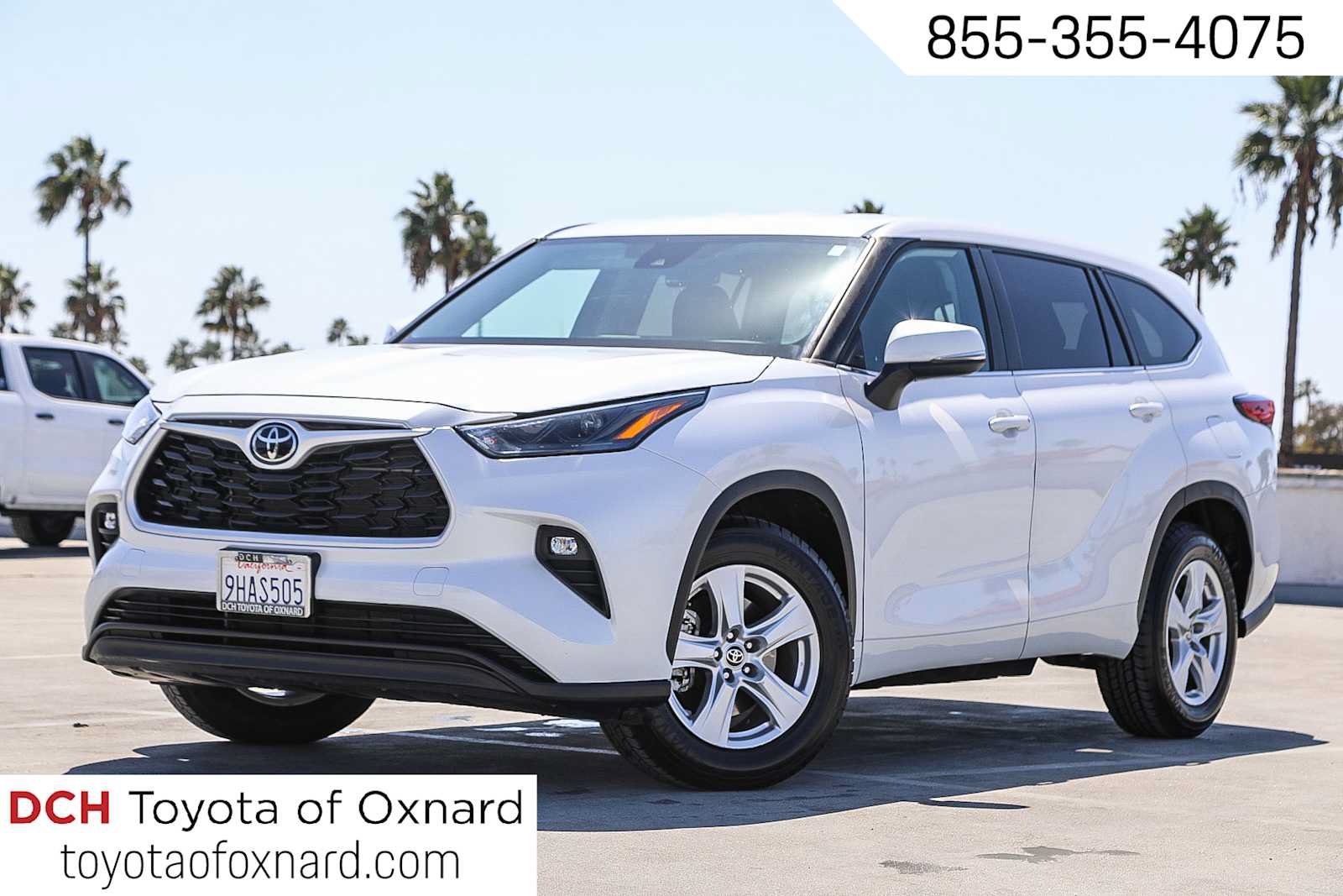 Used 2023 Toyota Highlander LE