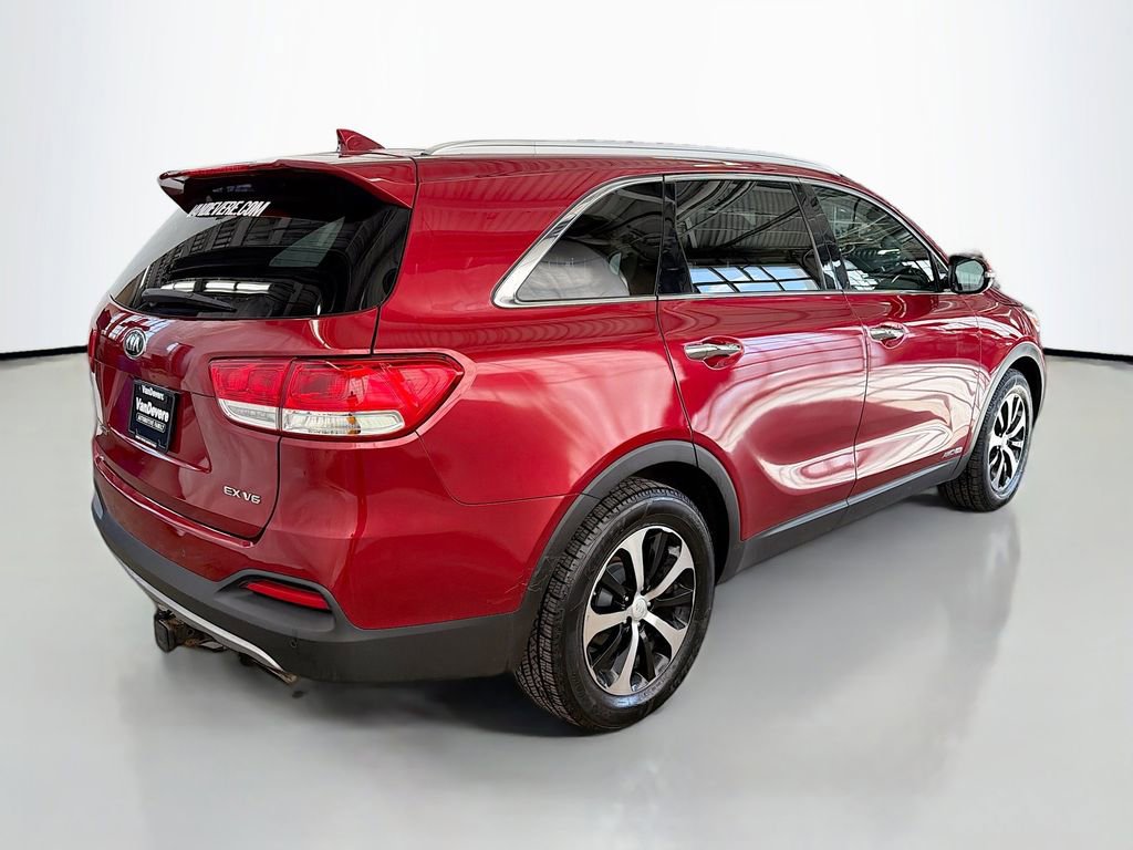 Used 2017 Kia Sorento EX w/ EX V6 Premium Package AWD/4WD image 10