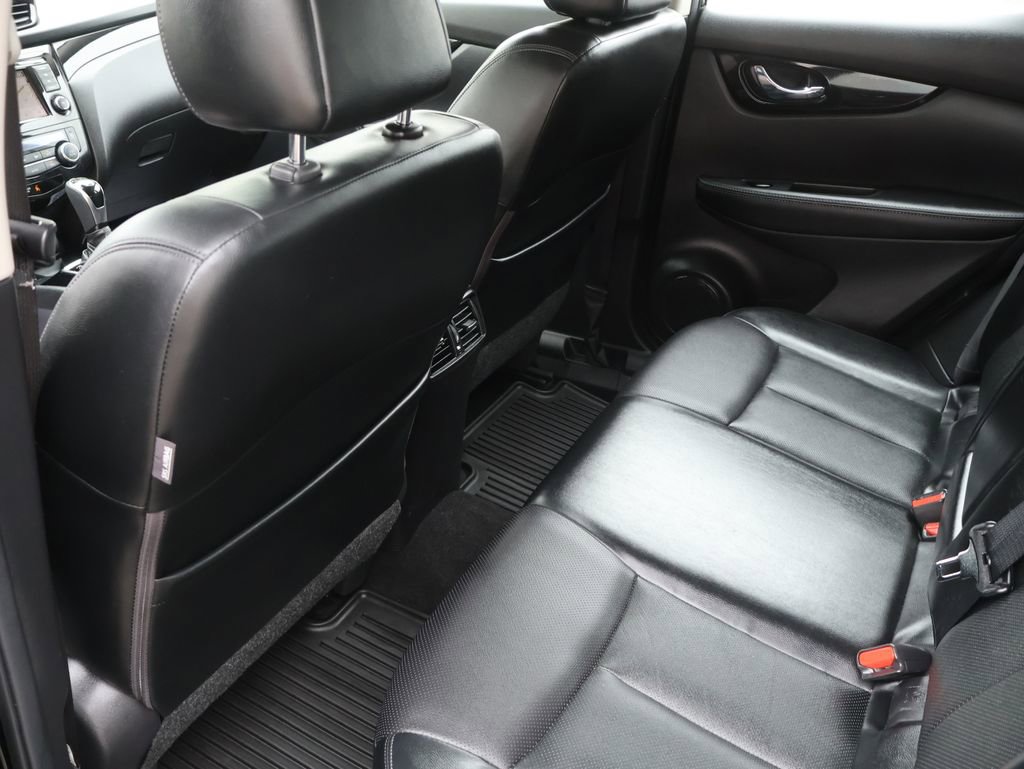 Used 2022 Nissan Rogue Sport SL AWD/4WD image 12