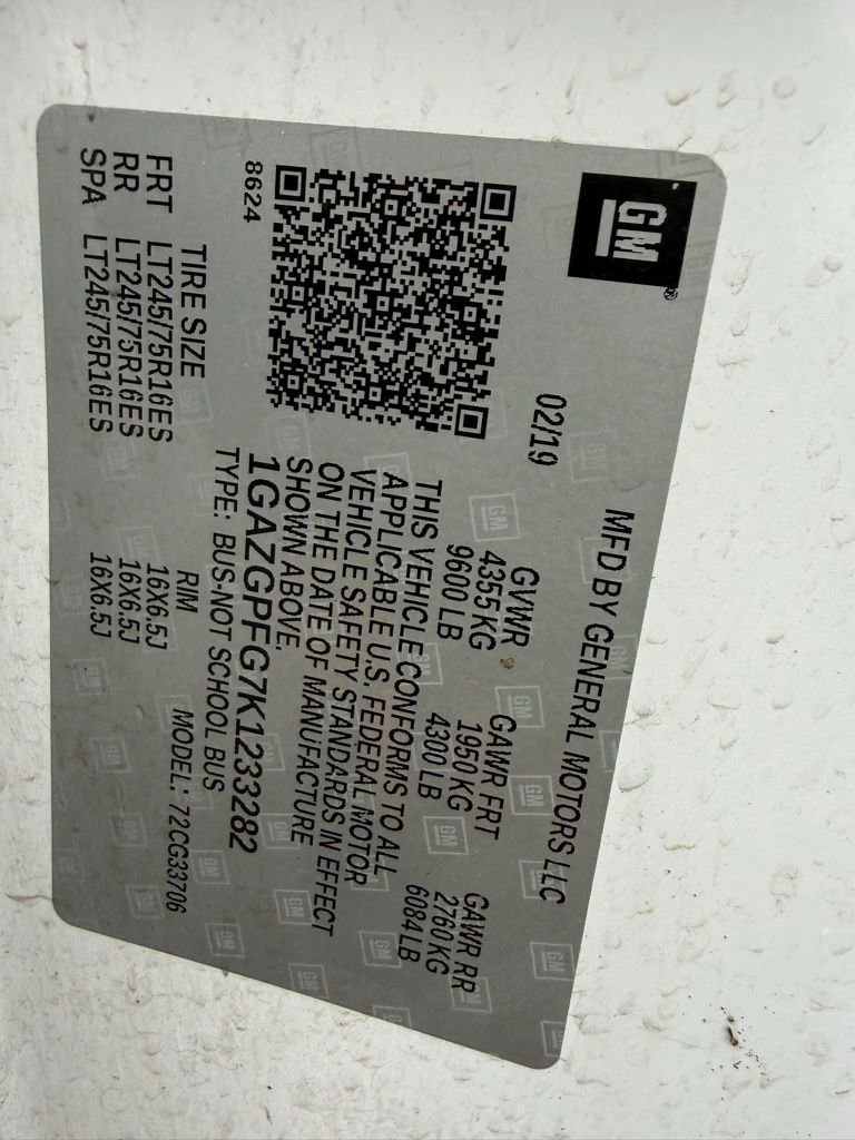 Used 2019 Chevrolet Express 3500 LT w/ LT Preferred Equipment Group image 26