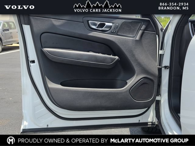 Used 2020 Volvo XC60 T5 Inscription w/ Protection Package Premier FWD image 15