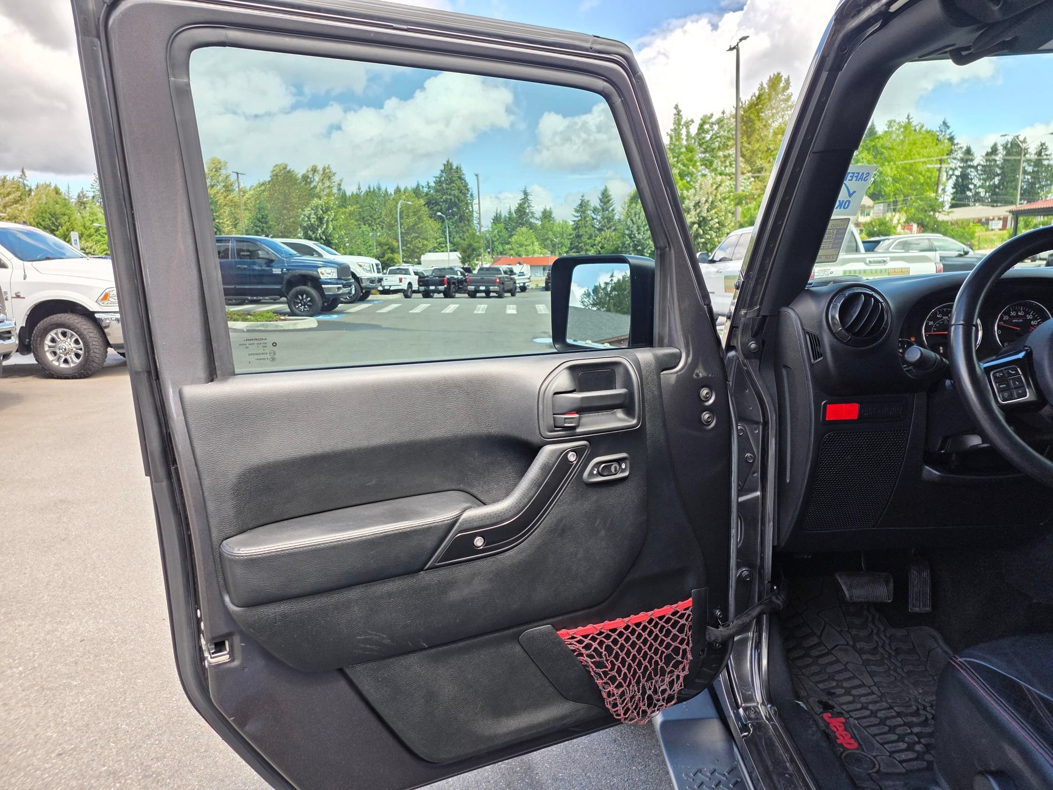 Used 2017 Jeep Wrangler Unlimited Rubicon AWD/4WD image 20